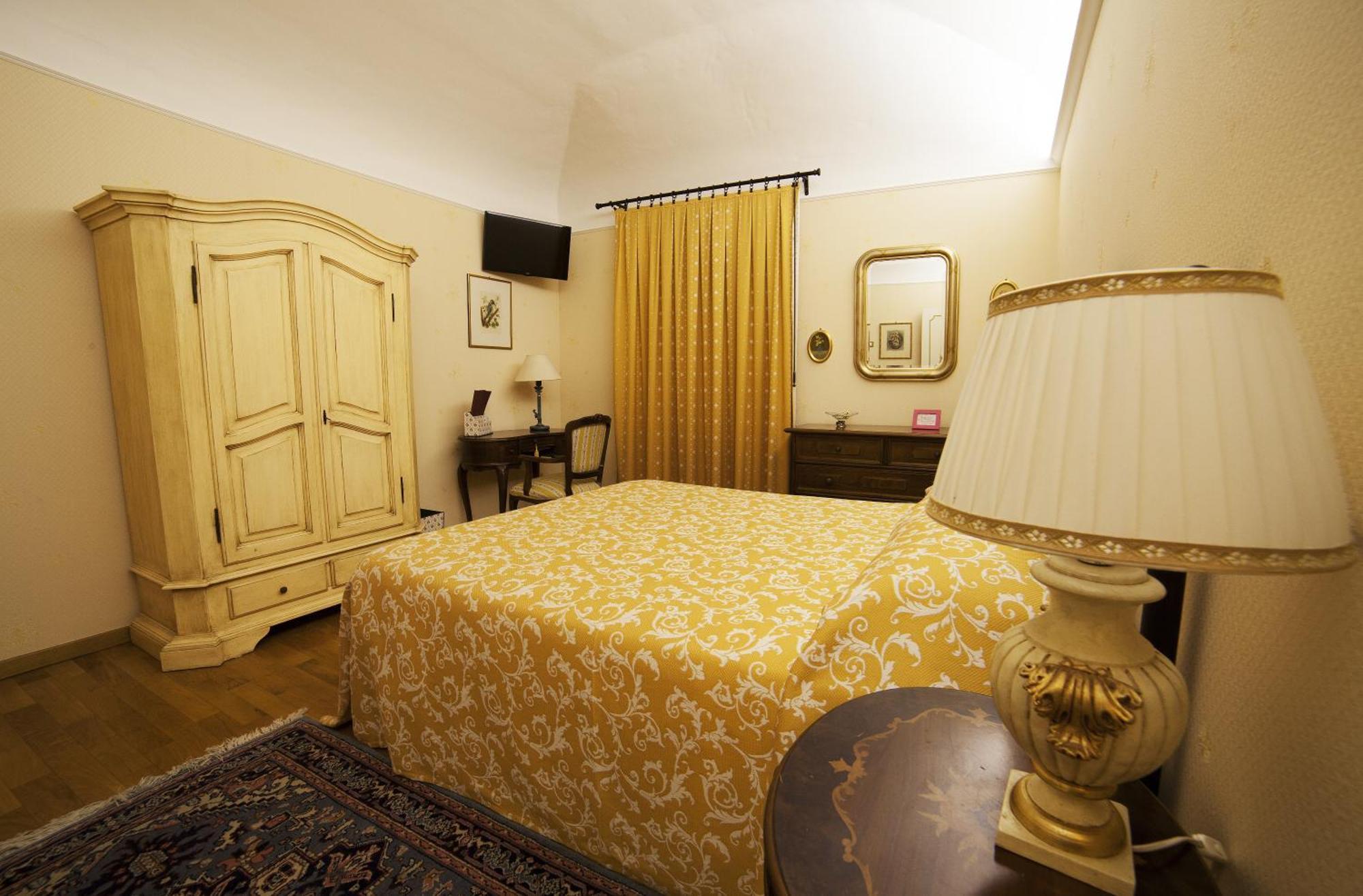 La Luma Hotel Montecosaro  Zimmer foto